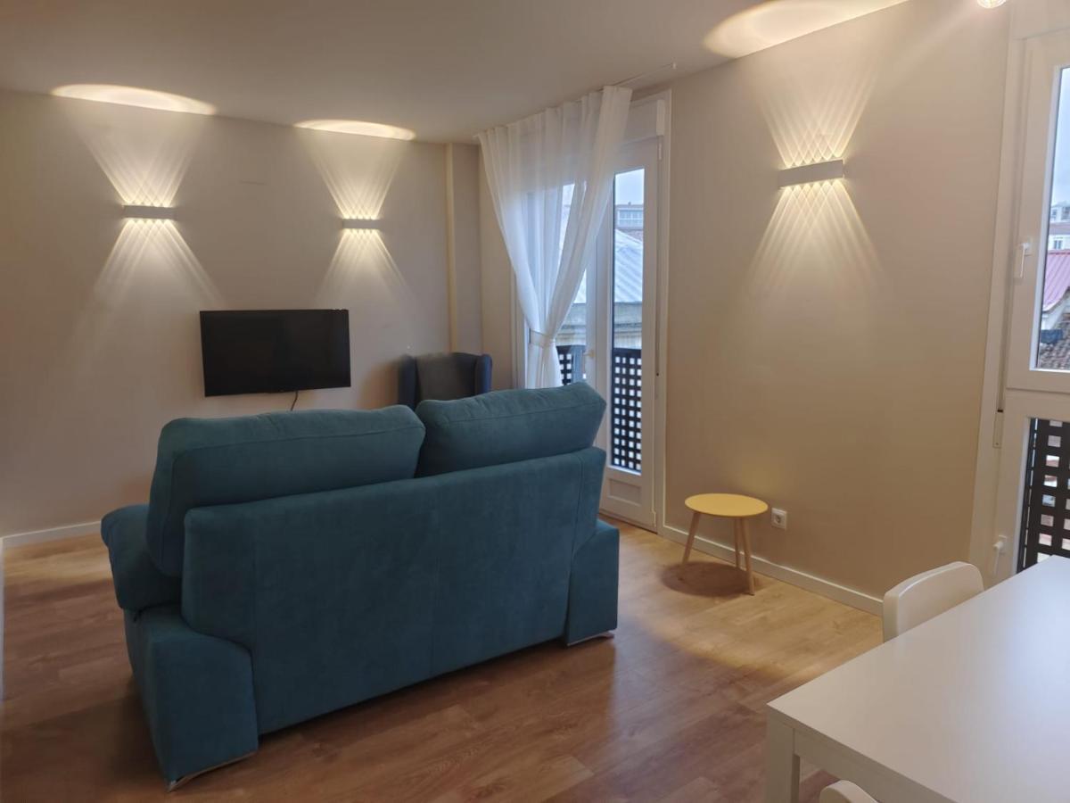 Apartamentos Picasso Alcalá de Henares Екстериор снимка