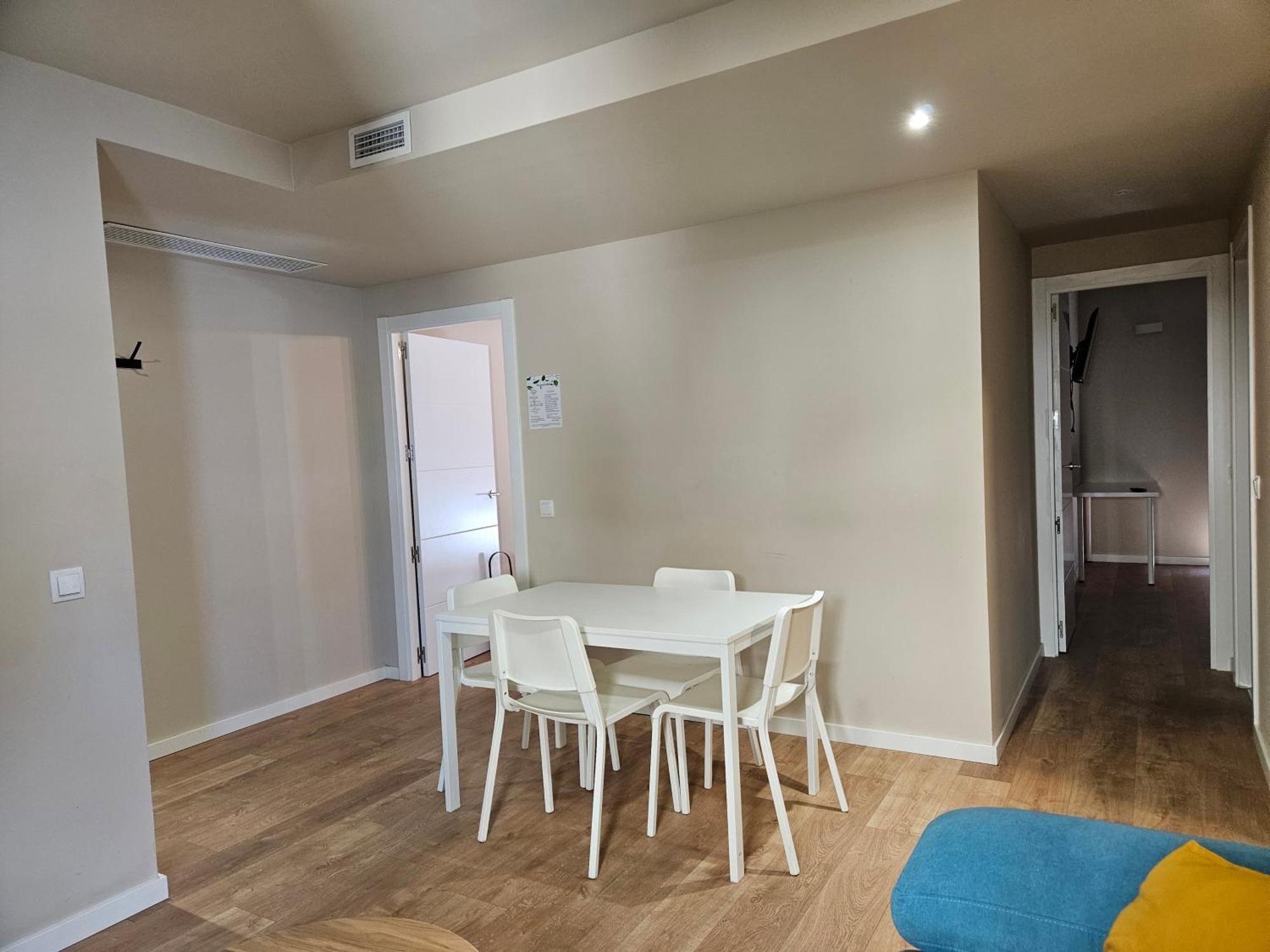 Apartamentos Picasso Alcalá de Henares Екстериор снимка