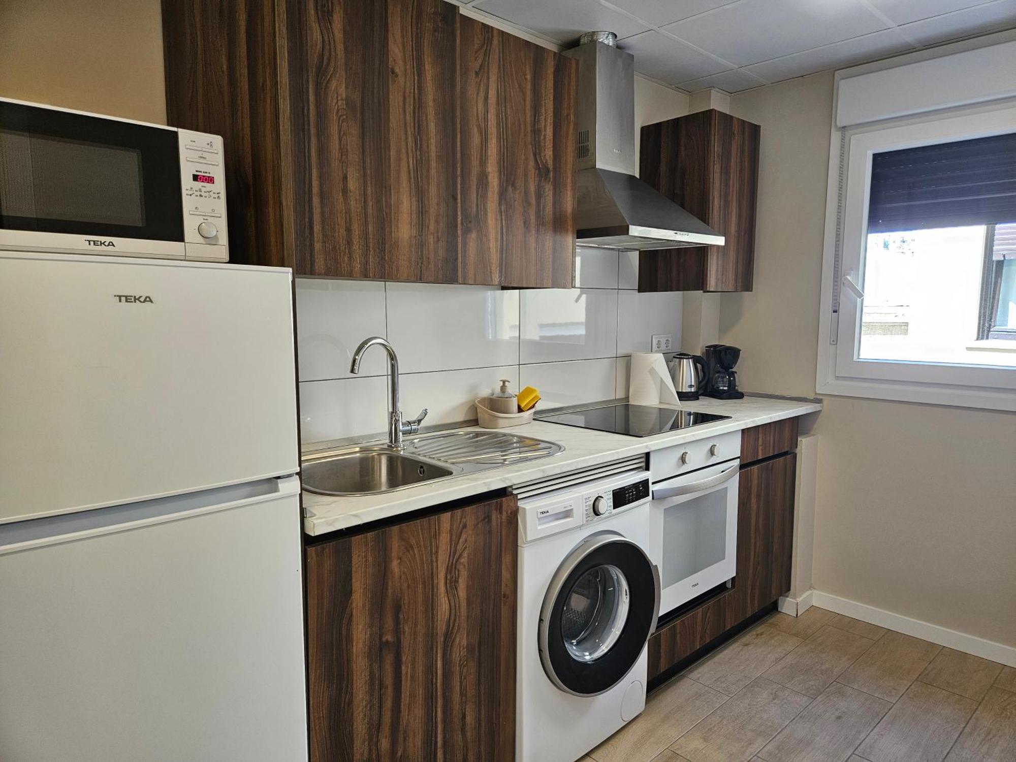 Apartamentos Picasso Alcalá de Henares Стая снимка