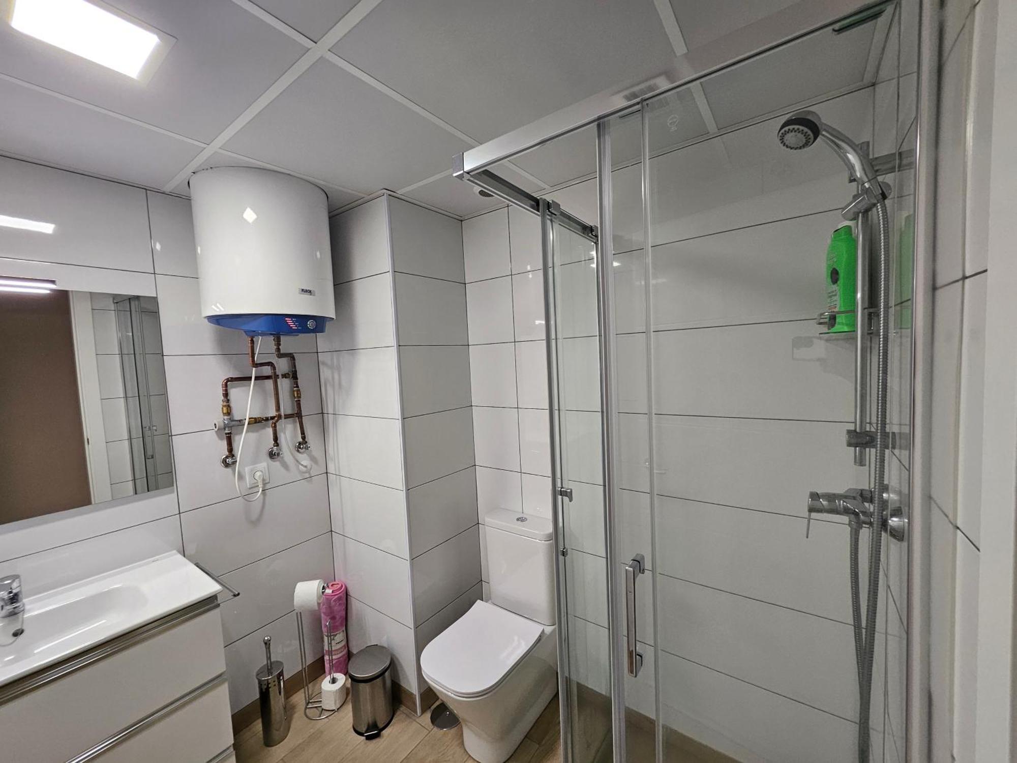 Apartamentos Picasso Alcalá de Henares Екстериор снимка